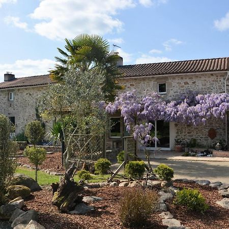 Apartamento Chez Dominique Et Bruno A 20 Mm Du Puydufou Bazoges-en-Paillers Exterior foto