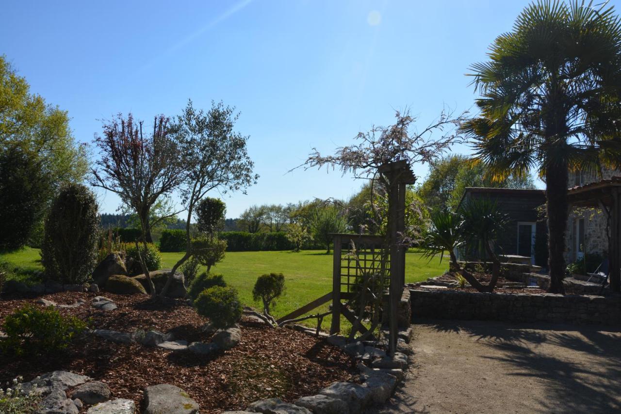 Apartamento Chez Dominique Et Bruno A 20 Mm Du Puydufou Bazoges-en-Paillers Exterior foto
